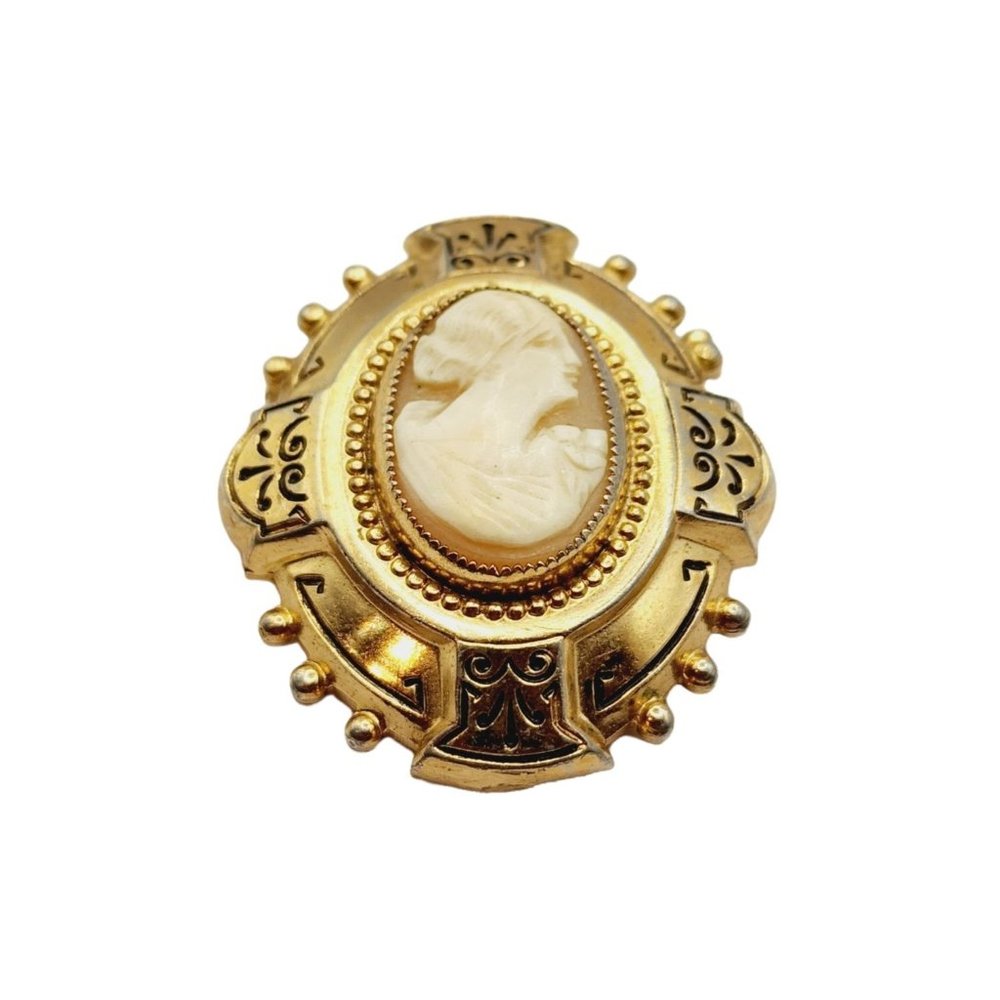 Victorian Brass & Shell Cameo Brooch (A522)